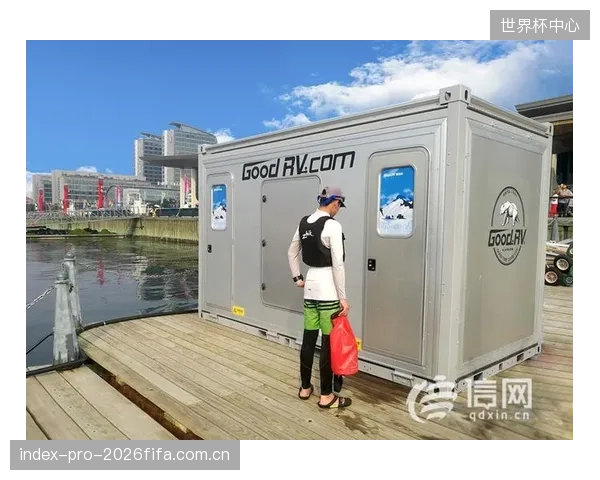 短期帆船赛结束后，部分被冲走或损坏的SmartBuoy被遗弃，成为新的海洋电子垃圾